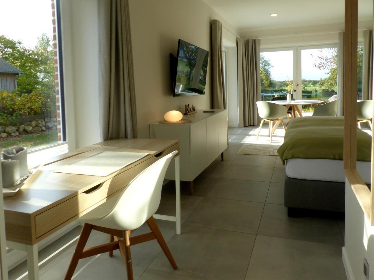 Gaestehaus Muhl Strukkamp auf Fehmarn ภายนอก รูปภาพ